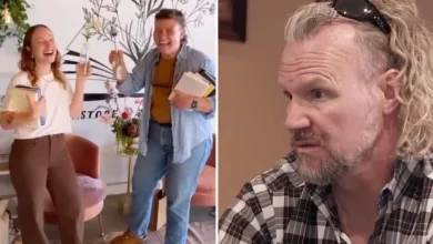 CHEERS! Sister Wives stars Meri and Kody Brown’s child Leon smiles in rare full-body pic after their estrangement from father CHEERS! Sister Wives stars Meri and Kody Brown’s child Leon smiles in rare full-body pic after their estrangement from father