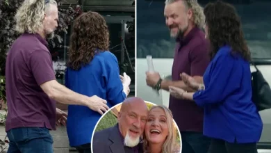LEFT OUT Sister Wives’ Kody Brown cuddles up to wife Robyn in Flagstaff after both were snubbed from his ex Christine’s wedding
