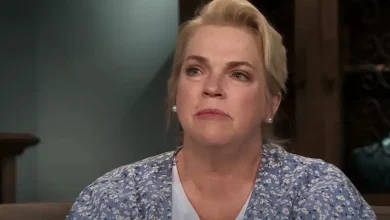 ‘Sister Wives’ Fans Expose Janelle Brown’s Backstabbing Ways ‘Sister Wives’ Fans Expose Janelle Brown’s Backstabbing Ways