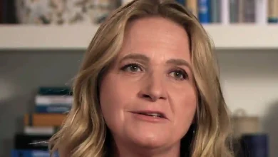 Christine Brown thinks she might have stayed with Kody if the family moved back to Utah Christine Brown thinks she might have stayed with Kody if the family moved back to Utah