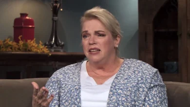 Sister Wives’ Janelle responds to dating someone new after ex Kody in new video Sister Wives’ Janelle responds to dating someone new after ex Kody in new video