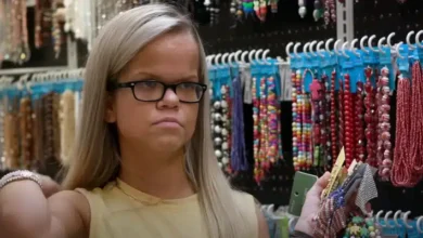 Anna Johnston Shocks In Bare Midriff & Tight Leather