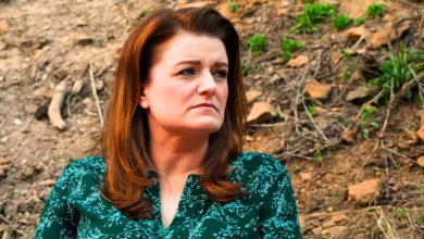 “Table Cloth Tops?” Robyn’s Still Wearing Floral Blouses (Her Fashion “Crimes” Exposed)